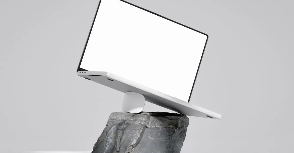 How to Embrace a Minimalist Mobile Lifestyle