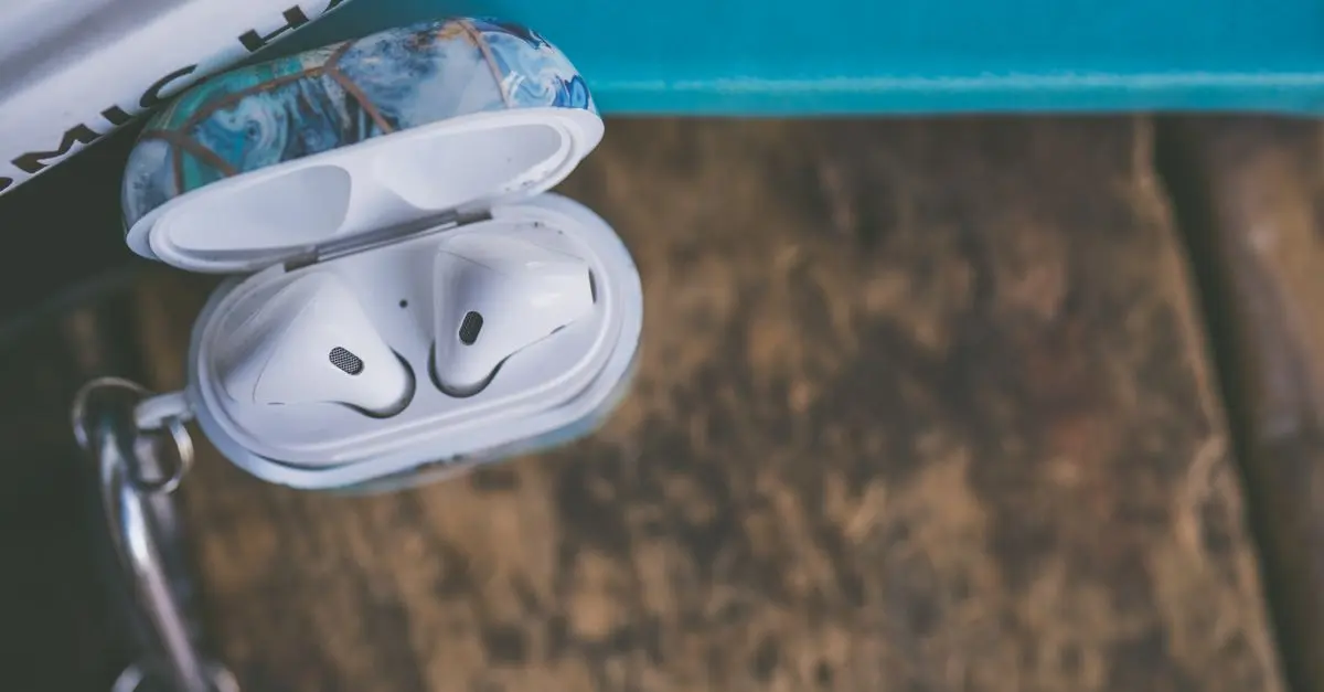 How to Upgrade Your Mobile Lifestyle with Smart Accessories