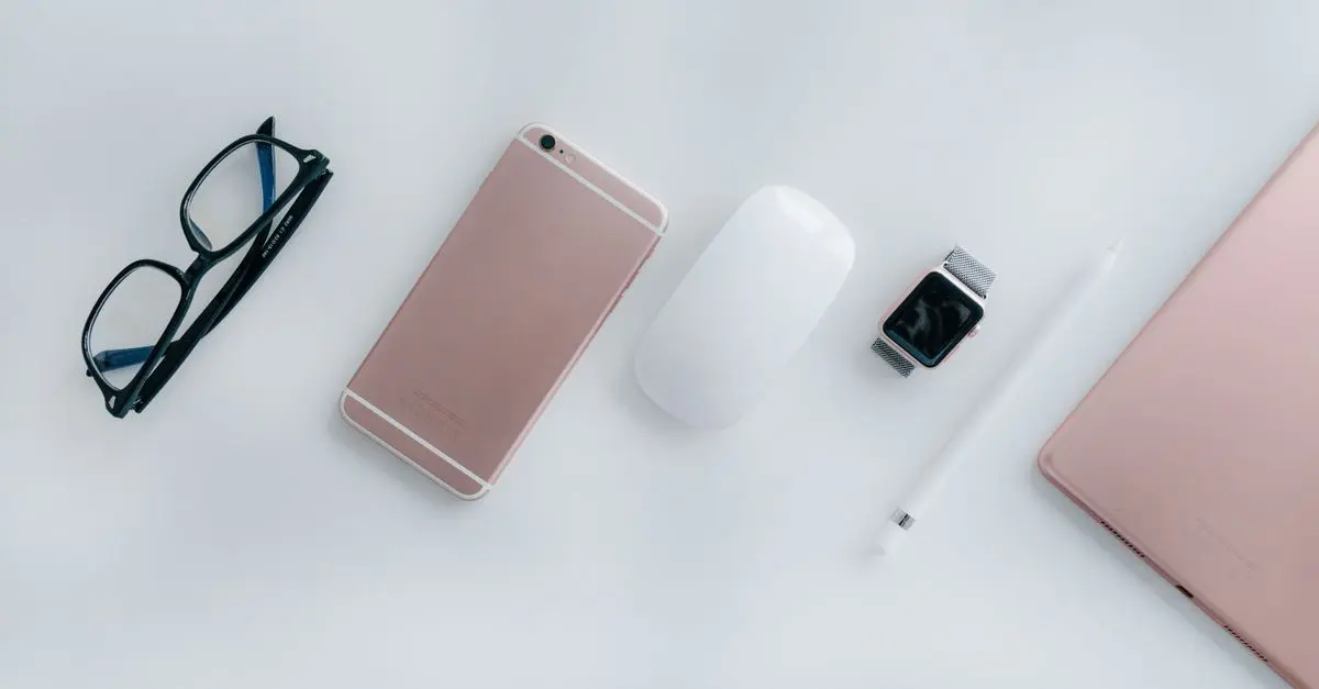 How to Enhance Your Mobile Lifestyle with Smart Gadgets