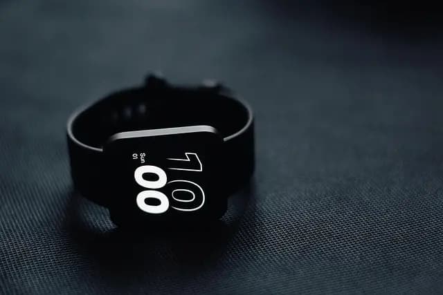 How to Enhance Your Mobile Lifestyle with Smart Gadgets