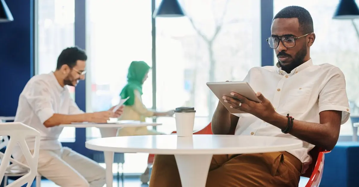 Maximise Your Mobile Lifestyle: Key Strategies for Productivity