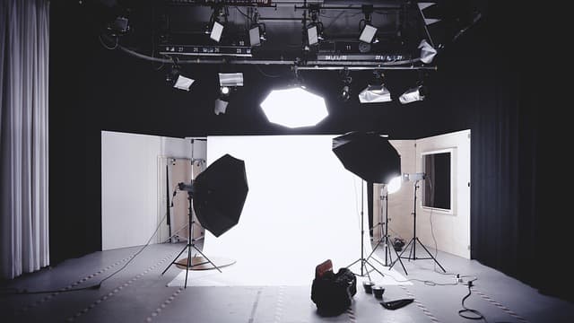 Mastering Mobile Lifestyle: 10 Strategies for Success