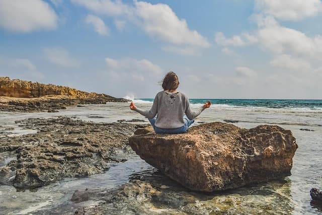 10 Essential Tips for a Balanced Mobile Lifestyle