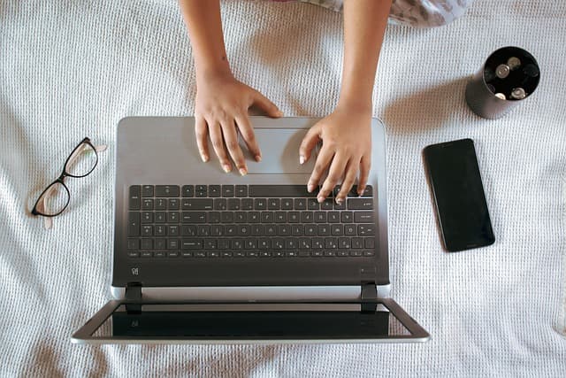 How to Embrace a Mobile Lifestyle: Practical Tips