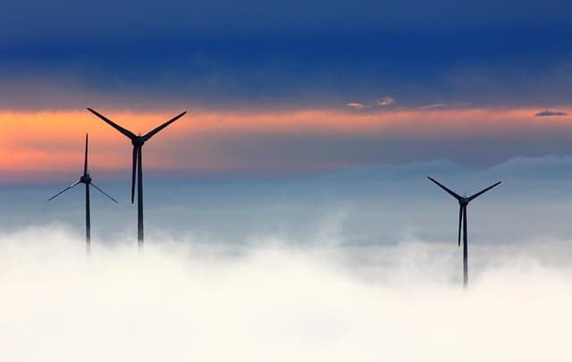 10 Essential Tips for a Sustainable Mobile Lifestyle
