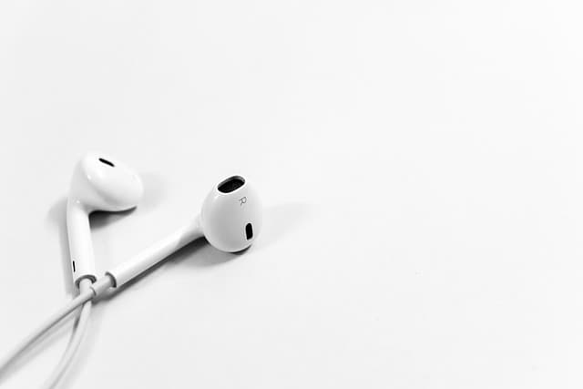 How to Supercharge Your Mobile Lifestyle with Smart Technology